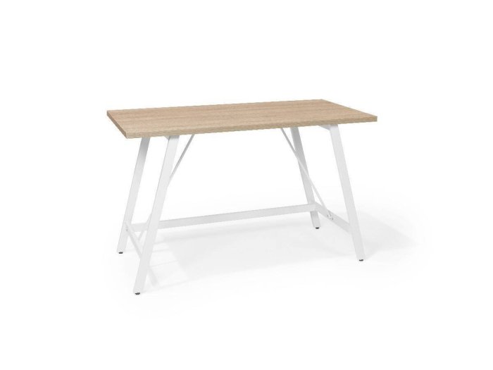 Escritorio con patas metálicas modelo LIGHT One
